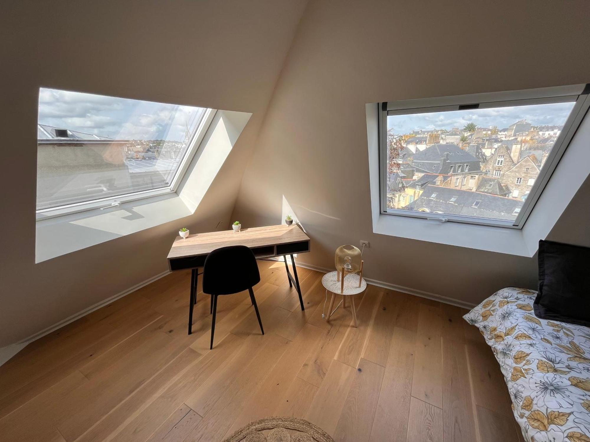 Le Nid Des Quais - Vue Panoramique Au Coeur De La Ville - Wifi - Entree Autonome 캥페르 외부 사진